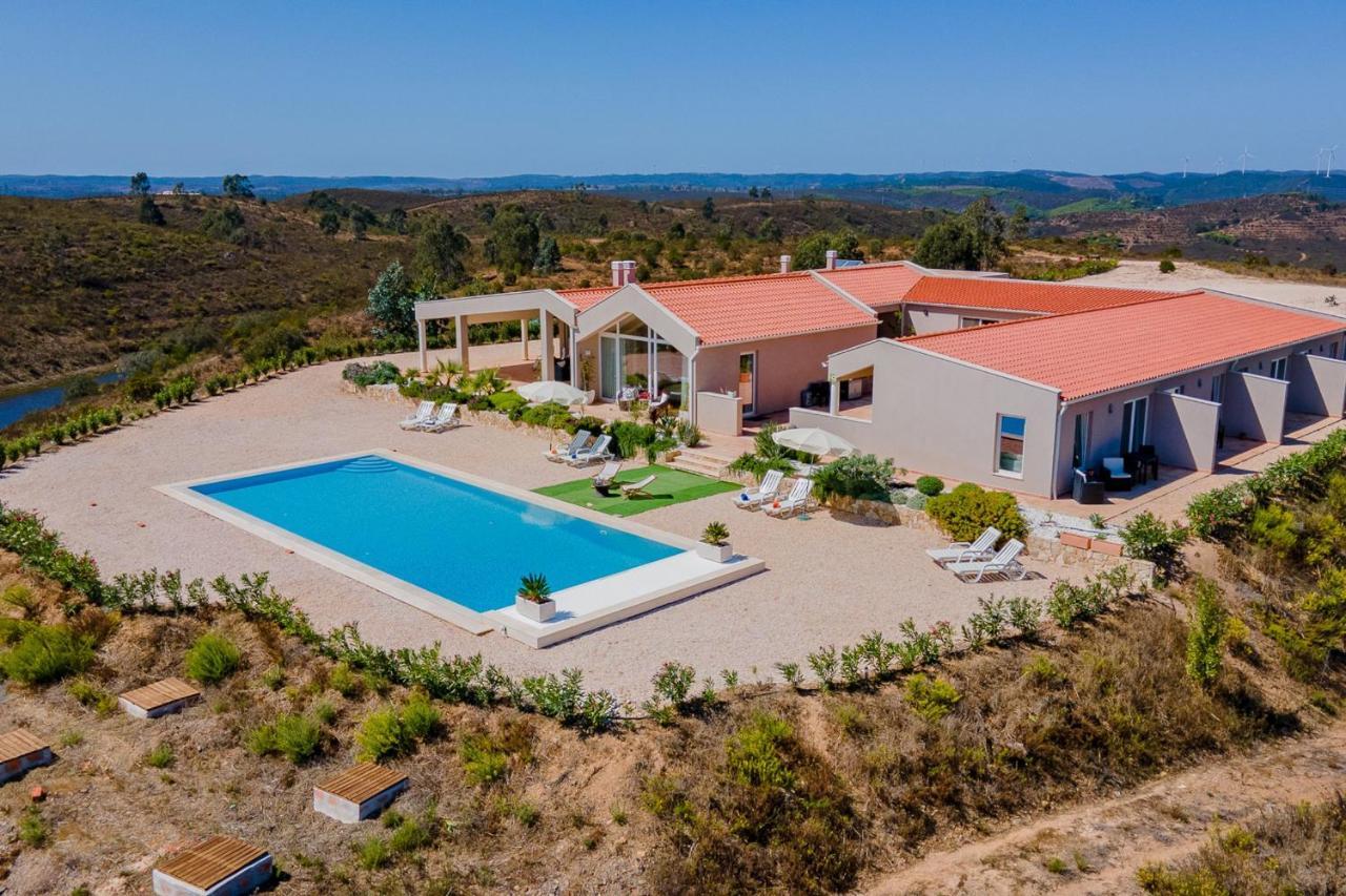 Corte Velada Guest House By Lovelystay Lagos Exterior foto